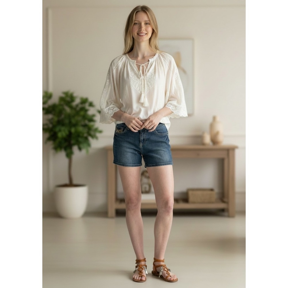 Red Rivet Womens 16W Dark Wash Embroidered Flap Pocket Denim Shorts RW130300